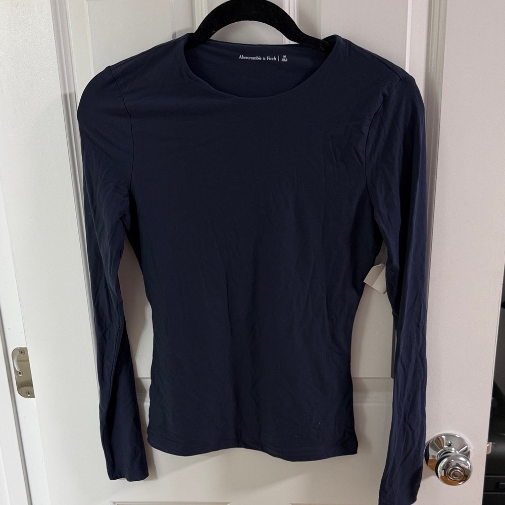 Abercrombie & Fitch Dark Blue Long Sleeve Tee